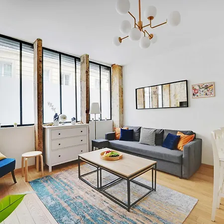 Amazing Duplex 2br Republique Magenta Apartmán *